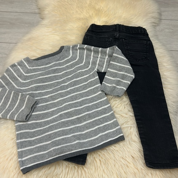 H&M Gray Nautical Theme Sweater & The Children’s Place Black Skinny Jeans 2-4T - Picture 11 of 11
